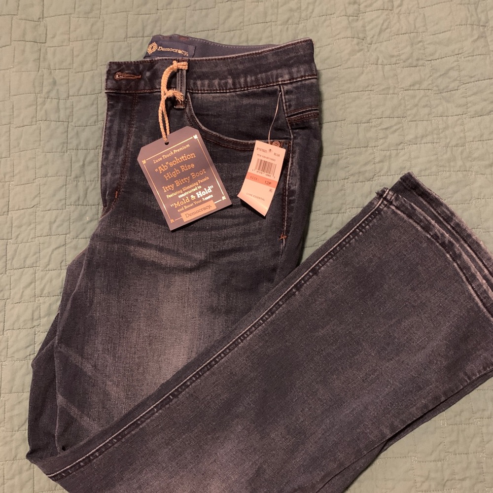 Democracy Ab-Solution Itty-Bitty bootcut jeans 12P